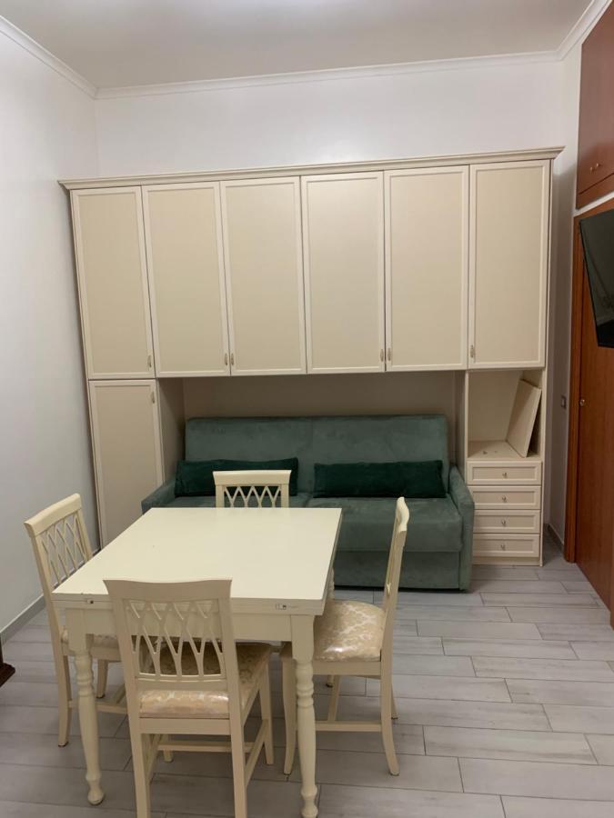 Appartement La Casa Dei Nonni à Naples Extérieur photo